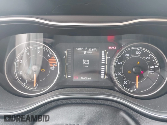 2020 Jeep Cherokee Latitude with VIN 1C4PJLCB8LD525508, listed as a IAAI auction lot 40972966 with 28,609 mi miles and . Bid and sale history available at DreamBid. Image 7.