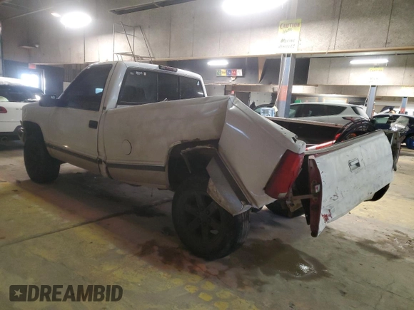 1998 Chevrolet Silverado 1500 with VIN 1GCEK14R7WZ176742, listed as a Copart auction lot 88497035 with 224,223 mi miles and Salvage Title. Bid and sale history available at DreamBid. Image 2.