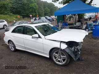 2013 Mercedes-Benz E 350 Luxury with VIN WDDHF8JB4DA727504, listed as a IAAI auction lot 42457322 with 39,803 mi miles and . Bid and sale history available at DreamBid. Image 13.