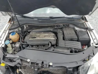 2012 Volkswagen CC Lux Plus with VIN WVWHP7AN9CE552993, listed as a Copart auction lot 51700625 with 147,107 mi miles and Salvage title. Bid and sale history available at DreamBid. Image 11.