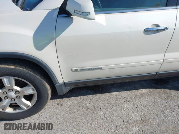 2008 GMC Acadia SLT1 with VIN 1GKER237X8J289351, listed as a IAAI auction lot 41933212 with 197,203 mi miles. Bid and sale history available at carsss.com. Image 12.