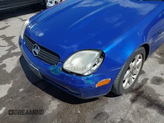 1998 Mercedes-Benz SLK 230/320 with VIN WDBKK47F0WF073233, listed as a IAAI auction lot 42017548 with 125,262 mi miles and . Bid and sale history available at DreamBid. Image 6.