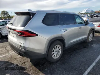 2024 Toyota Highlander XLE z VIN 5TDAAAB52RS047539, wystawiony jako Copart lot #42517925 z przebiegiem 7 614 mil mil oraz Czysty tytuł • Clean title. Historia ofert i sprzedaży dostępna na DreamBid. Obrazek 3.