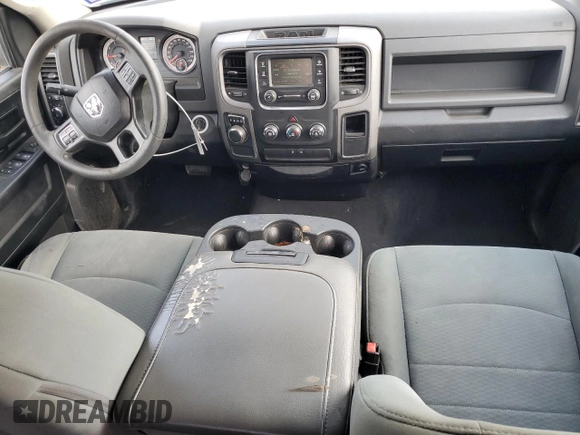 2018 Ram 1500 Express z VIN 1C6RR6FT6JS216921, wystawiony jako Copart lot #52891955 z przebiegiem 143 371 mil mil oraz Szkoda całkowita • Salvage title. Historia ofert i sprzedaży dostępna na DreamBid. Obrazek 8.