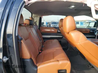 2015 Toyota Tundra 4WD Truck Platinum with VIN 5TFAW5F17FX472339, listed as a Copart auction lot 68848543 with 105,149 mi miles. Bid and sale history available at carsss.com. Image 10.