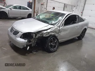 2009 Pontiac G5 with VIN 1G2AL18HX97132901, listed as a IAAI auction lot 41402858 with 1 mi miles. Bid and sale history available at carsss.com. Image 2.