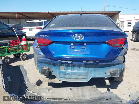 2018 Hyundai Accent SE with VIN 3KPC24A38JE033053, listed as a IAAI auction lot 41978766 with 160,956 mi miles and . Bid and sale history available at carsss.com. Image 16.