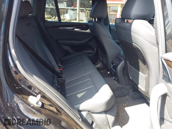 2019 BMW X3 sDrive30i z VIN 5UXTR7C50KLF28854, wystawiony jako IAAI lot #41907021 z przebiegiem 48 405 mil mil oraz . Historia ofert i sprzedaży dostępna na DreamBid. Obrazek 8.