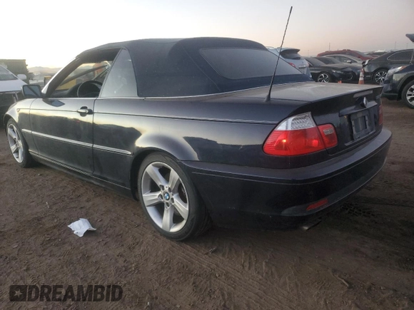 2005 BMW 3 Series 325Ci with VIN WBABW33435PL38950, listed as a Copart auction lot 82674294 with 113,157 mi miles and Salvage Title. Bid and sale history available at carsss.com. Image 2.