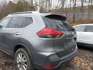 2017 Nissan Rogue SV with VIN KNMAT2MV4HP583060, listed as a IAAI auction lot 42093224 with Not Provided miles and . Bid and sale history available at carsss.com. Image 14.