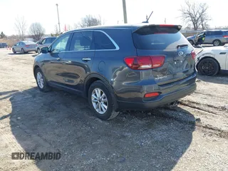 2019 Kia Sorento LX with VIN 5XYPGDA38KG515237, listed as a IAAI auction lot 41782259 with 55,543 mi miles. Bid and sale history available at carsss.com. Image 3.