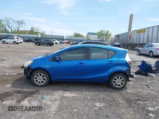 2014 Toyota Prius One with VIN JTDKDTB33E1565723, listed as a IAAI auction lot 42070826 with 145,811 mi miles and . Bid and sale history available at DreamBid. Image 15.