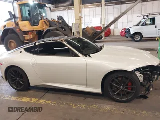 2024 Nissan Z Performance с VIN JN1BZ4BH3RM362972, выставлен на аукционе IAAI как лот 41180490 с пробегом 8 542 миль миль и . История ставок и продаж доступна на DreamBid. Изображение 13.