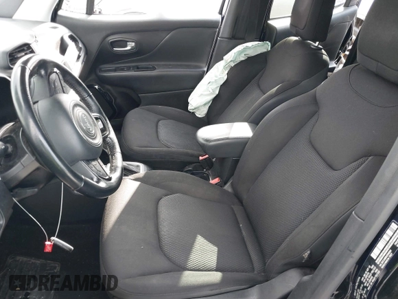 2018 Jeep Renegade Altitude with VIN ZACCJABB6JPH40341, listed as a IAAI auction lot 41582205 with 58,011 mi miles and . Bid and sale history available at DreamBid. Image 5.