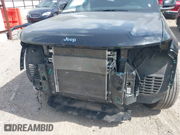 2024 Jeep Grand Cherokee with VIN 1C4RJYB6XRC181771, listed as a IAAI auction lot 42537639 with 39,056 mi miles and . Bid and sale history available at DreamBid. Image 6.