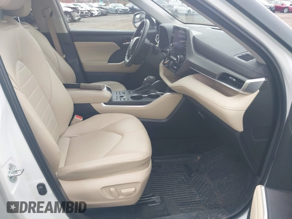 2023 Toyota Highlander L z VIN 5TDKDRBH5PS508850, wystawiony jako IAAI lot #42000739 z przebiegiem 35 914 mil mil oraz . Historia ofert i sprzedaży dostępna na DreamBid. Obrazek 5.