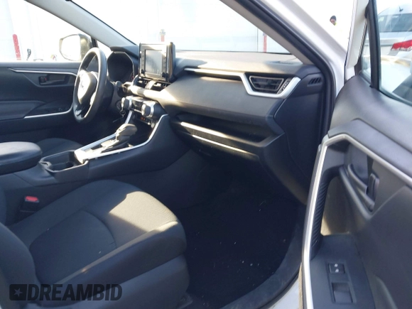 2019 Toyota RAV4 LE with VIN 2T3F1RFV3KW075045, listed as a IAAI auction lot 41745179 with 81,014 mi miles. Bid and sale history available at carsss.com. Image 5.