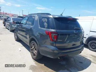 2018 Ford Explorer Sport z VIN 1FM5K8GT6JGB00350, wystawiony jako IAAI lot #42599100 z przebiegiem Nie podano mil oraz . Historia ofert i sprzedaży dostępna na DreamBid. Obrazek 3.
