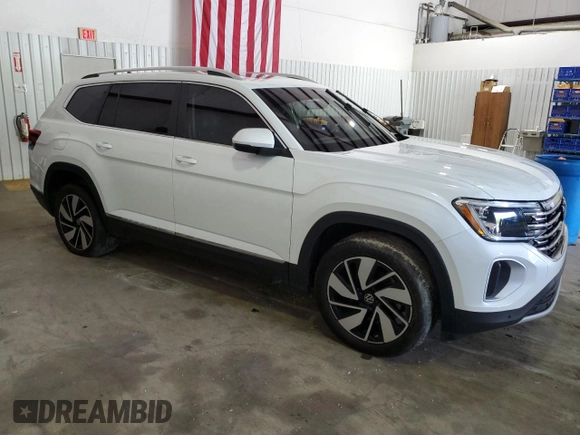 2024 Volkswagen Atlas SEL with VIN 1V2BR2CA9RC582947, listed as a Copart auction lot 55871905 with Not provided miles and Salvage title. Bid and sale history available at DreamBid. Image 4.