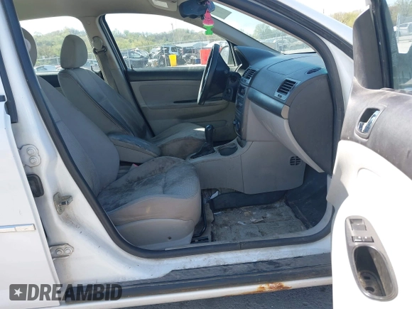 2009 Chevrolet Cobalt 1LT with VIN 1G1AT58H697213650, listed as a IAAI auction lot 42035550 with 136,659 mi miles and . Bid and sale history available at DreamBid. Image 5.