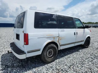 2000 Chevrolet Astro Cargo z VIN 1GCDM19W2YB128890, wystawiony jako Copart lot #59023315 z przebiegiem Nie podano mil oraz Szkoda całkowita • Salvage title. Historia ofert i sprzedaży dostępna na DreamBid. Obrazek 3.
