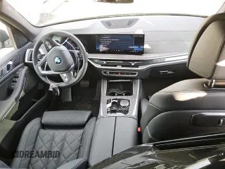 2025 BMW X5 sDrive40i with VIN 5UX13EU04S9Y27497, listed as a Copart auction lot 47147515 with 1,735 mi miles and Clean Title. Bid and sale history available at carsss.com. Image 8.