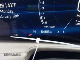 2024 Cadillac XT4 FWD Premium Luxury with VIN 1GYFZCR41RF220114, listed as a IAAI auction lot 41515009 with 6,465 mi miles and . Bid and sale history available at carsss.com. Image 15.