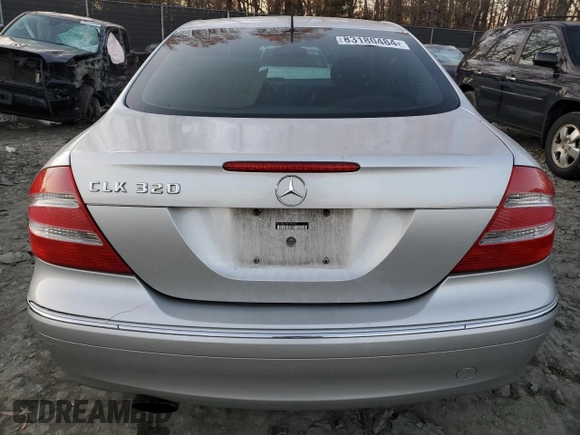 2005 Mercedes-Benz CLK 320 z VIN WDBTJ65J95F150187, wystawiony jako Copart lot #83180484 z przebiegiem 308 530 mil mil oraz Szkoda całkowita • Salvage title. Historia ofert i sprzedaży dostępna na DreamBid. Obrazek 6.