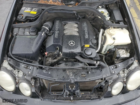2000 Mercedes-Benz CLK-Class with VIN WDBLK65G7YT046952, listed as a Copart auction lot 81919584 with 131,468 mi miles and Clean Title. Bid and sale history available at carsss.com. Image 11.