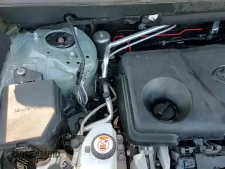 2021 Toyota RAV4 Hybrid XLE z VIN 2T3R6RFV6MW019408, wystawiony jako Copart lot #84390525 z przebiegiem 64 778 mil mil oraz Szkoda całkowita • Salvage title. Historia ofert i sprzedaży dostępna na DreamBid. Obrazek 14.