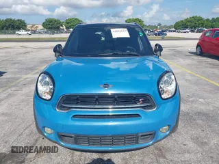 2016 MINI Countryman S with VIN WMWZC3C58GWT10084, listed as a IAAI auction lot 42895633 with 120,694 mi miles and . Bid and sale history available at DreamBid. Image 12.