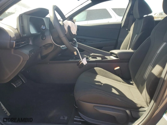 2025 Hyundai Elantra SEL Sport with VIN KMHLM4DG9SU935041, listed as a Copart auction lot 47364845 with 106 mi miles and Salvage Title. Bid and sale history available at carsss.com. Image 7.