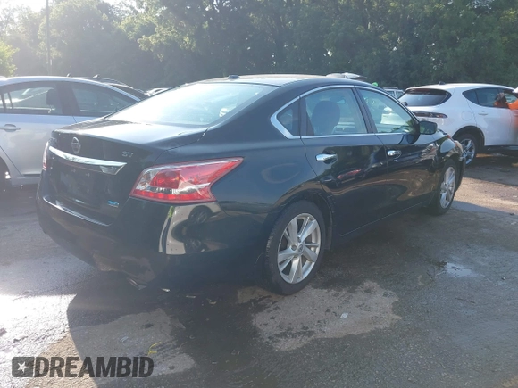 2013 Nissan Altima SV with VIN 1N4AL3AP5DC147854, listed as a IAAI auction lot 42464370 with 122,522 mi miles and . Bid and sale history available at DreamBid. Image 4.