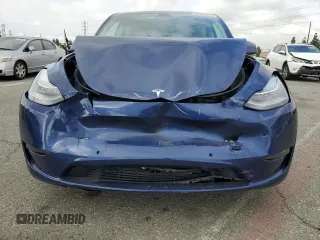 2021 Tesla Model Y Long Range with VIN 5YJYGDEE2MF207913, listed as a Copart auction lot 54385605 with 46,056 mi miles and Salvage Title. Bid and sale history available at DreamBid. Image 5.