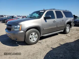 2011 Chevrolet Suburban LT with VIN 1GNSKJE36BR142919, listed as a Copart auction lot 47993235 with 267,939 mi miles and Salvage Title. Bid and sale history available at carsss.com. Image 1.