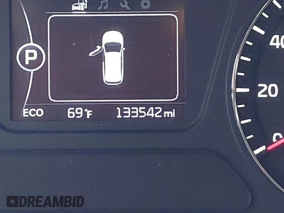 2016 Kia Sorento LX with VIN 5XYPGDA59GG089745, listed as a IAAI auction lot 42029580 with 133,542 mi miles. Bid and sale history available at carsss.com. Image 15.