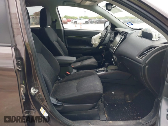 2021 Mitsubishi Outlander ES z VIN JA4APUAU3MU008434, wystawiony jako IAAI lot #42120530 z przebiegiem 95 254 mil mil oraz . Historia ofert i sprzedaży dostępna na DreamBid. Obrazek 5.