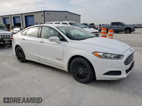 2013 Ford Fusion SE Hybrid with VIN 3FA6P0LU9DR304525, listed as a Copart auction lot 63324645 with 105,689 mi miles and Clean title. Bid and sale history available at DreamBid. Image 4.