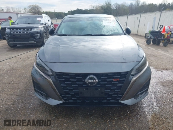 2024 Nissan Altima SR z VIN 1N4BL4CV1RN331948, wystawiony jako IAAI lot #41877927 z przebiegiem 19 134 mil mil oraz . Historia ofert i sprzedaży dostępna na DreamBid. Obrazek 12.