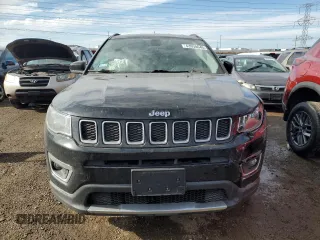 2018 Jeep Compass Limited with VIN 3C4NJDCB3JT180277, listed as a Copart auction lot 43938645 with 83,736 mi miles and Salvage Title. Bid and sale history available at carsss.com. Image 5.