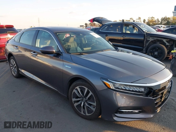 2018 Honda Accord Touring z VIN 1HGCV3F90JA004424, wystawiony jako IAAI lot #41426163 z przebiegiem 108 619 mil mil oraz . Historia ofert i sprzedaży dostępna na DreamBid. Obrazek 13.