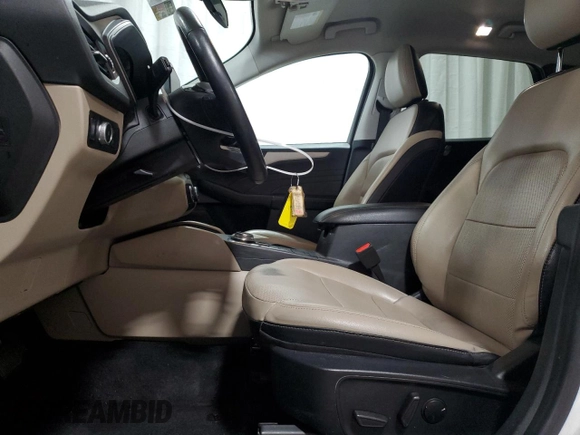 2021 Ford Escape SEL with VIN 1FMCU9H62MUA65540, listed as a Copart auction lot 52681935 with 109,867 mi miles and Clean Title. Bid and sale history available at DreamBid. Image 7.