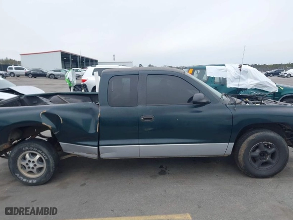 1998 Dodge Dakota SLT with VIN 1B7GL22X1WS615049, listed as a IAAI auction lot 41369967 with 259,598 mi miles. Bid and sale history available at carsss.com. Image 13.