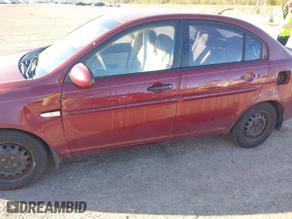 2007 Hyundai Accent GLS with VIN KMHCN46CX7U108664, listed as a IAAI auction lot 41688243 with 188,306 mi miles. Bid and sale history available at carsss.com. Image 6.