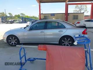 2007 Mercedes-Benz E 350 with VIN WDBUF87X87X223405, listed as a IAAI auction lot 42130506 with 111,028 mi miles and . Bid and sale history available at DreamBid. Image 13.