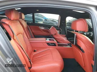 2017 BMW 7 Series ALPINA B7 xDrive with VIN WBA7F2C59HG543718, listed as a Copart auction lot 81066213 with 34,553 mi miles. Bid and sale history available at carsss.com. Image 10.