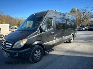 2012 Mercedes-Benz Sprinter Passenger with VIN WDZPE8CCXC5695938, listed as a Copart auction lot 81226454 with Not Provided miles and Clean Title. Bid and sale history available at carsss.com. Image 1.