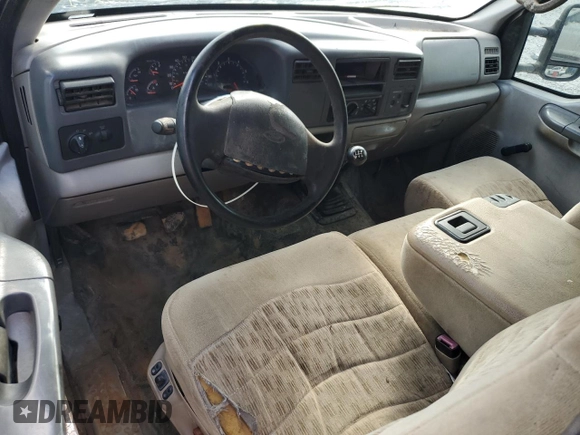 2000 Ford F-250 XL with VIN 1FTNX20L5YEC59850, listed as a Copart auction lot 43701075 with 434,882 mi miles and Clean title. Bid and sale history available at DreamBid. Image 8.