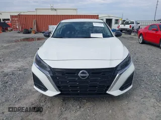 2025 Nissan Altima SV with VIN 1N4BL4DWXSN353315, listed as a IAAI auction lot 41615704 with 6,290 mi miles and . Bid and sale history available at DreamBid. Image 12.