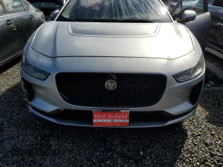 2020 Jaguar I-Pace SE z VIN SADHC2S1XL1F81363, wystawiony jako Copart lot #73839674 z przebiegiem Nie podano mil oraz Nie do naprawy • Non repairable. Historia ofert i sprzedaży dostępna na DreamBid. Obrazek 5.
